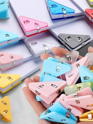 S2002a6eb0f7b443491d696b979232ba12.jpg 20Pcs Creative Triangle Clips Bill Clip Book Paper Corner Binder Clip for Desk Storage Shelf Office Stationery Desktop Organizer
