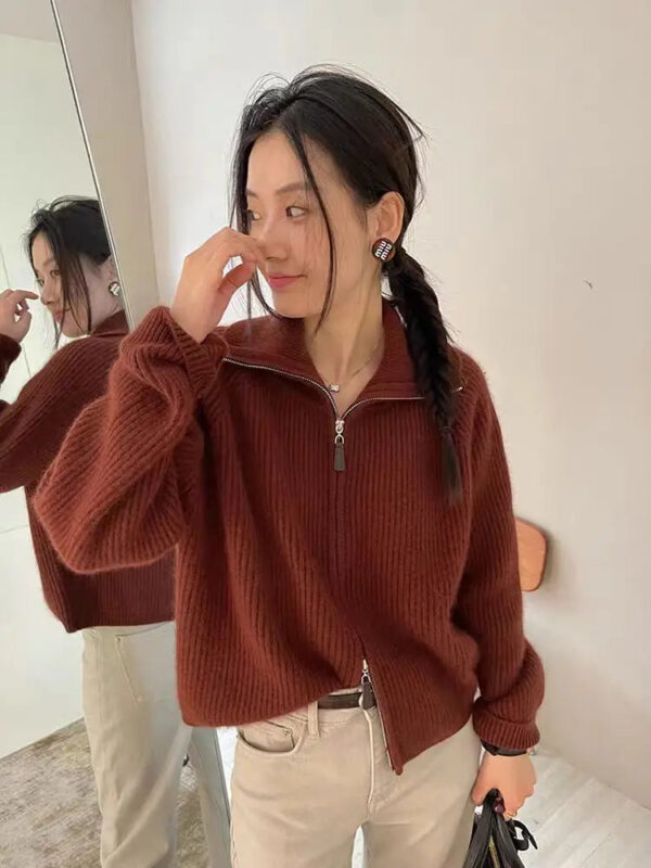 S29ecd3a89fcc4389ba780444db14aca8S.jpg New 2025 high-end autumn and winter knitted women's lapel cashmere wool sweater casual short women's cardigan 100% wool sweater