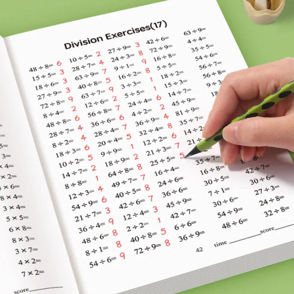 S35096680436449e7aea7139c816c0c35r.jpg Children's math workbooks, multiplication and division practice books, arithmetic cards, school supplies, student math learning