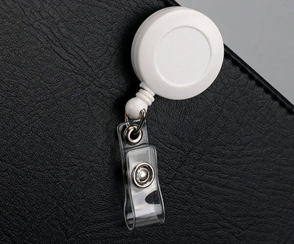 1PC PP ID Card Holder Name Tag Badge Reels Retractable Staff Business Badge Holder Office Supplies Stationery for Exhibition