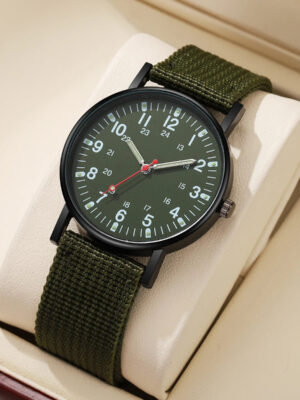 S460e73eccf28411f824f9420f69a113eY.jpg Casual Nylon Band Men Sports Watches Anlog Quartz Military Wristwatches Reloj Hombre(Without Box)