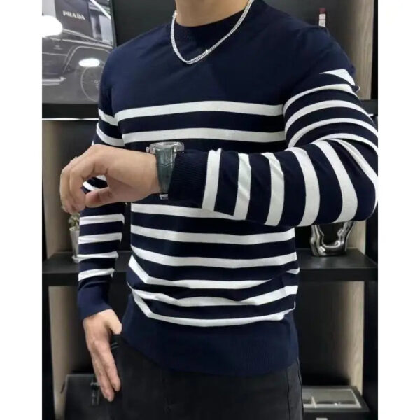 S572a2f5437414f85b843d3b3aad4b3b9A.jpg Men's Long Sleeved T-shirt with Fashionable Stripes and Round Neck Versatile and Slim Fit Handsome Top