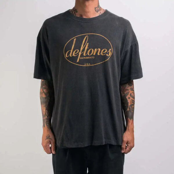 S5db02ab58a5e4a1bad4b9e5188c6740fM.jpg Vintage 90’s Deftones T-Shirt, Music Tour Band T Shirt LB4391
