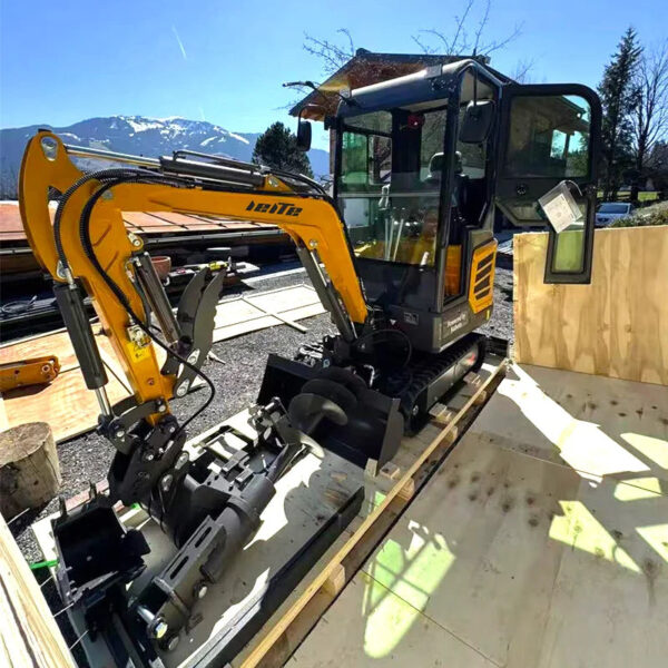 S65e0dcbe6b3c429ba0051c9ccbd64f63y.jpg Fast Delivery Mini Excavators 1.8 Ton small Excavators Euro 5/EPA Customizable Home Farm 1800 Small Bagger Sale mini Digger