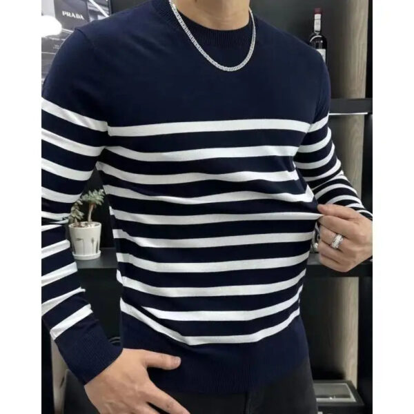 S6f40384979fb444cb4ad2060f4ea3e16o.jpg Men's Long Sleeved T-shirt with Fashionable Stripes and Round Neck Versatile and Slim Fit Handsome Top