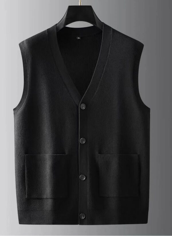 S7432c98982794ae197997a7e4108fcfdB.jpg Large knitted sweater, men's new cardigan vest, autumn and winter large loose fat sweater.