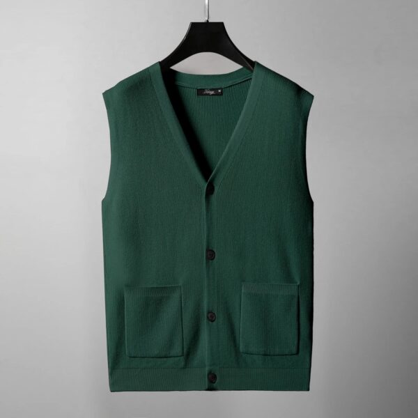 S7a85b9953a5c4752be97f868c8bb6e155.jpg Large knitted sweater, men's new cardigan vest, autumn and winter large loose fat sweater.
