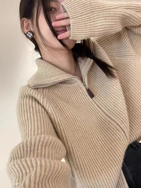 S89eef93d53cd4dd5b6994776d878754bd.jpg New 2025 high-end autumn and winter knitted women's lapel cashmere wool sweater casual short women's cardigan 100% wool sweater