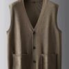 S92eb853132624553a119ae4faaad51d2b.jpg Large knitted sweater, men's new cardigan vest, autumn and winter large loose fat sweater.