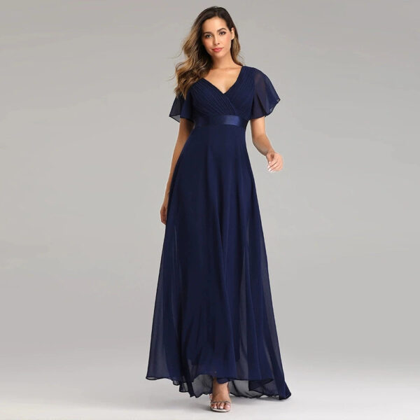 S94116a06260c47df9905b204331e471fl.jpg Women's Long Dresses Elegant Green Tulle Evening Dress with Sequins Plus Size Formal Party Gown