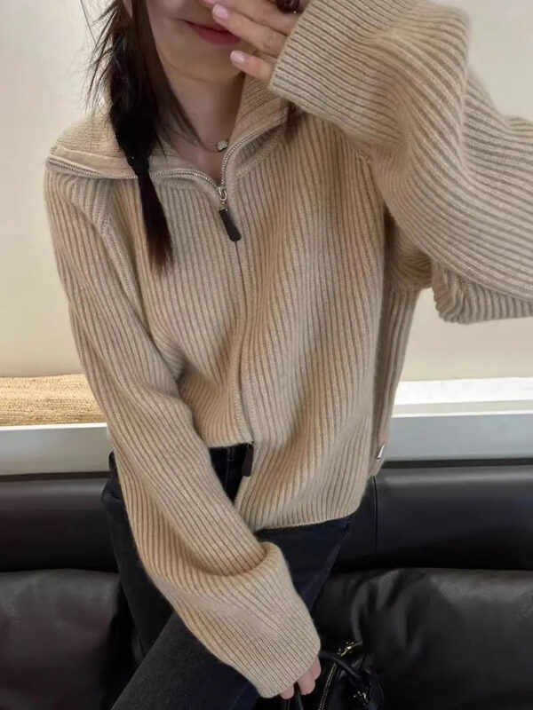 S9be2f82c23824993bd076003a234b918H.jpg New 2025 high-end autumn and winter knitted women's lapel cashmere wool sweater casual short women's cardigan 100% wool sweater