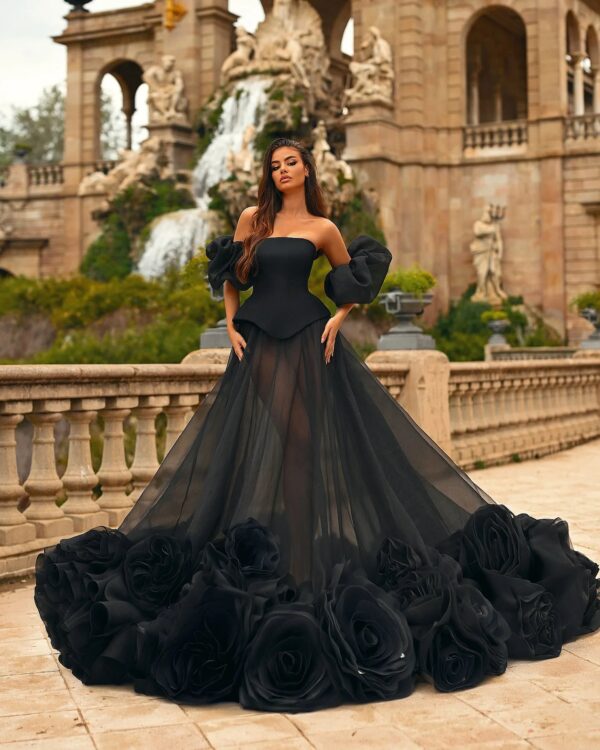 Sbd99352286d045e68cbb11dc4aaeab0fz.jpg Amazing Luxury See Thru Floral Formal Dresses Gothic Wedding Gowns Long 3D Flower Women Dresses With Detachable Sleeves