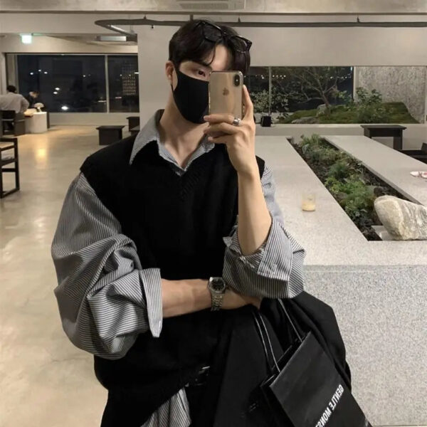Sc875d8f6cf2a418e959f8a7446bb71f5Y.jpg 2024 Spring Acrylic Knitted Sweater Vest Men V-neck Sleeveless Golf Vest Korean Style Solid Color Loose Casual Casual Men's Vest