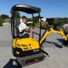 Sca3ccf9398ff4b769d3fb1821253a5bf5.jpg Mini Excavator 1.5 ton Free Shipping Mini Hydraulic Excavator Chinese Micro Digger minibagger Kubota Micro Bagger diesel digger