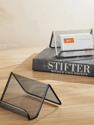 Se0978b7118c54f08bf291a833f3753b4h.jpg Metal Mesh Portable Business Name Card Holder Display Stand Rack Desktop Table Organizer Home Desk Storage Stand