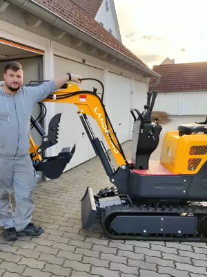 Se903e3d2310f4347819a897b37afd613G.jpg Customized 1Ton Small Crawler Excavator EPA Euro 5 Agricultural 1000KG Bagger Wholesale High Quality Home Use Mini Diesel Digger