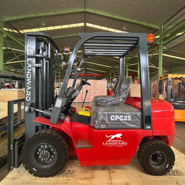 EPA Agricultural High Quality 4WD Diesel Forklift 3 Ton High Power All-In-One Counterbalance Forklift Euro 5 Engine Customized