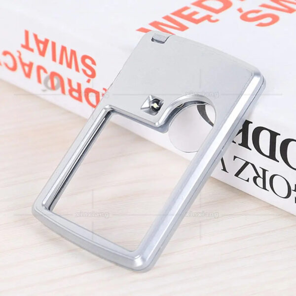 Sf0e548d455fa48aeb13af283c879da3aR.jpg Professional Pocket Reading Magnifying Glass Card Type Magnifiers With LED Light Jewelry Loupe