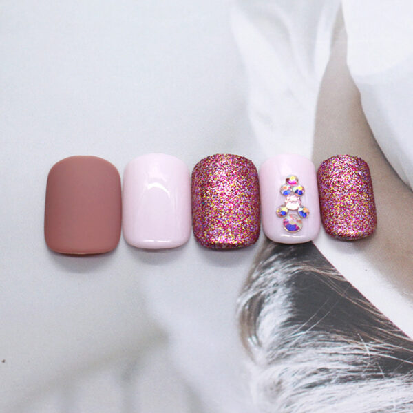 24 Pieces of Matte Metallic Nude Nails 24 Pieces of Matte Metallic Nude Nails