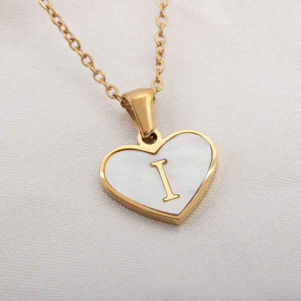 26 Letter Heart-shaped Necklace White Shell Love Clavicle Chain Fashion