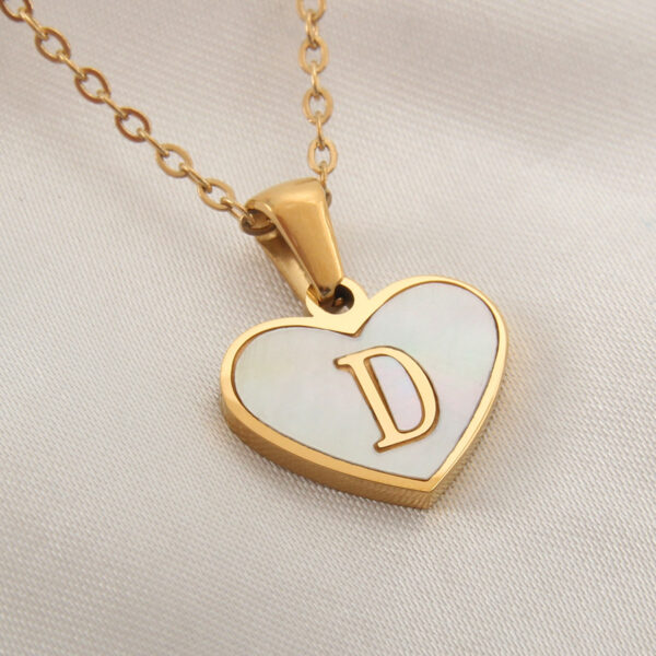 26 Letter Heart-shaped Necklace White Shell Love Clavicle Chain Fashion