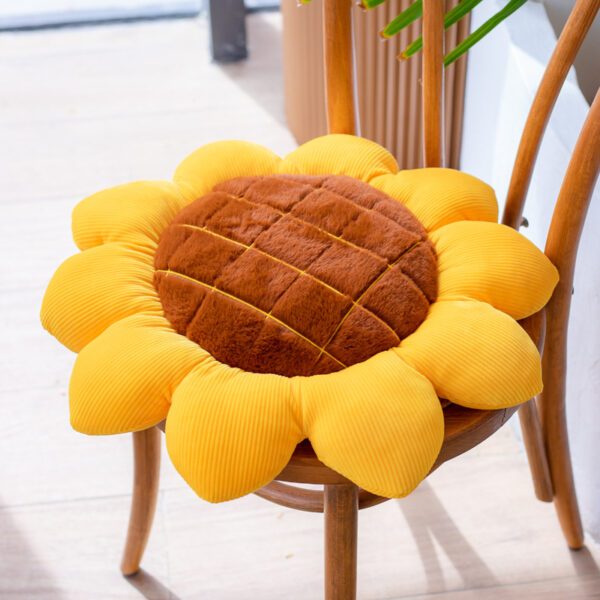 Bed and Breakfast Cushion Small Daisy Petal Cushion Bed and Breakfast Cushion Small Daisy Petal Cushion