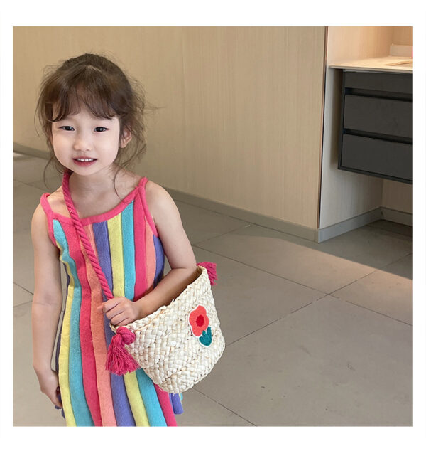 Children's Straw Handmade Knitted Messenger Bag Children's Straw Handmade Knitted Messenger Bag