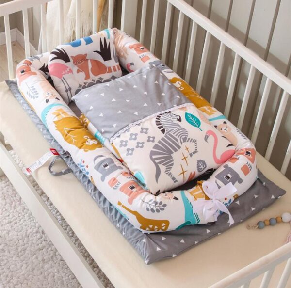 Crib Anti-pressure Newborn Foldable Portable Middle Bed Baby Infant Crib Anti-pressure Newborn Foldable Portable Middle Bed Baby Infant