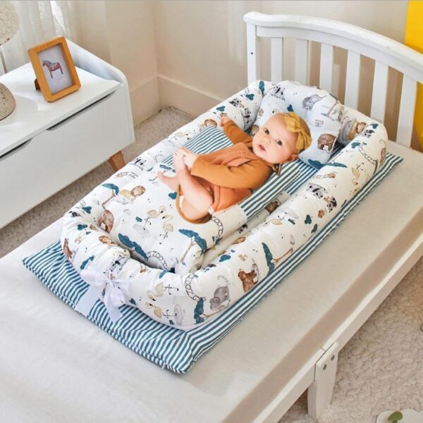 Crib Anti-pressure Newborn Foldable Portable Middle Bed Baby Infant