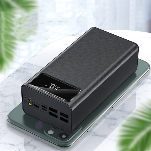 Digital Display Mobile Power High-capacity Charging Bank Digital Display Mobile Power High-capacity Charging Bank