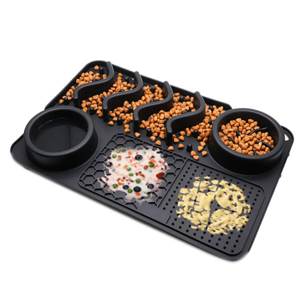 Dog Silicone Licking Pad Pet Mat Smelling Multifunctional Food Bowl