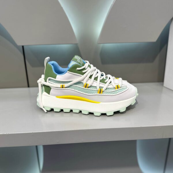 Fashion Comfortable Fashionable Casual Shoes Thick Bottom Hight Fashion Comfortable Fashionable Casual Shoes Thick Bottom Hight