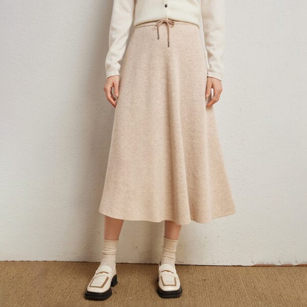 Fashionable Cashmere Knitted Skirt for Women