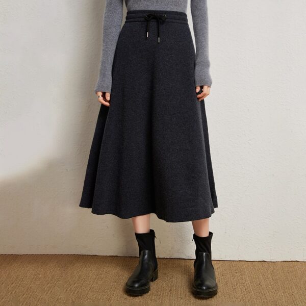 Fashionable Cashmere Knitted Skirt for Women