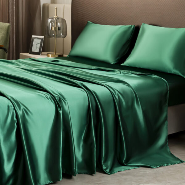 Fitted Sheet and Bed Pillowcase Four-piece Set
