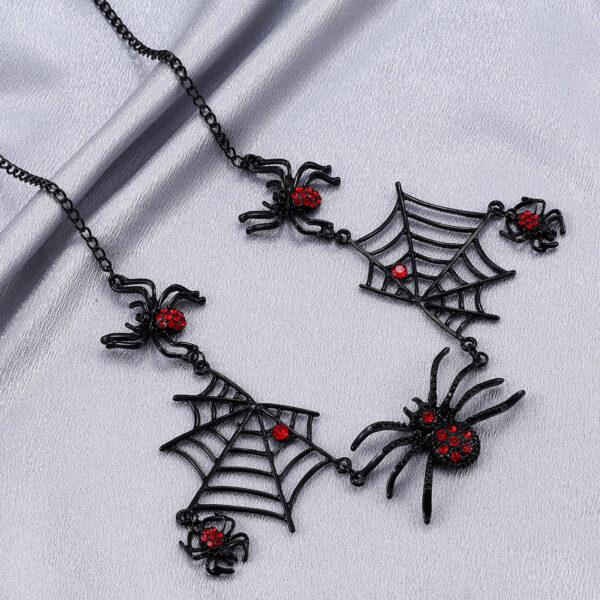 Halloween Spider and Web Necklace Personality Clavicle Fashion Jewelry