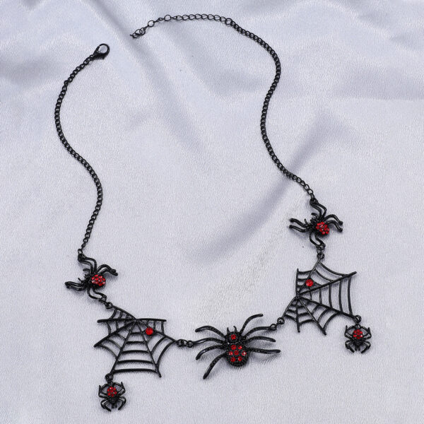 Halloween Spider and Web Necklace Personality Clavicle Fashion Jewelry