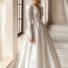 Ladies Style White Dress Satin Surface Was Thin and High French Ladies Style White Dress Satin Surface Was Thin and High French
