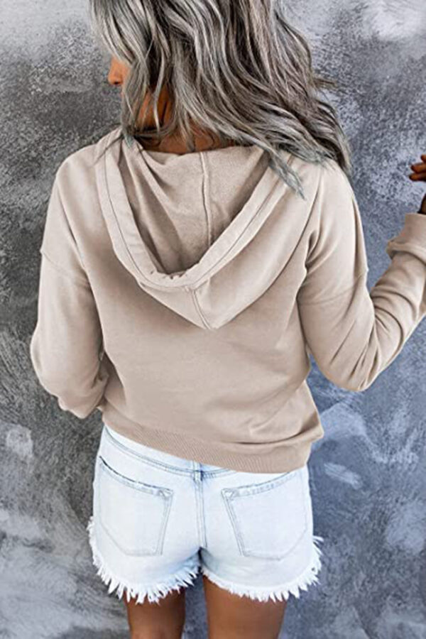 Long-sleeved Hooded Sweatshirt with Pockets Fashion Casual Button Long-sleeved Hooded Sweatshirt with Pockets Fashion Casual Button