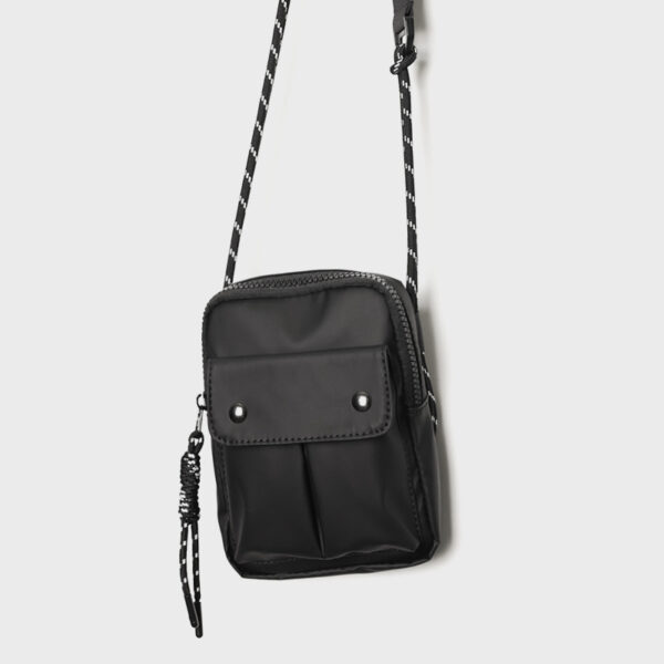 Men and Women's Personalized Casual Crossbody Bags Are Fashionable Men and Women's Personalized Casual Crossbody Bags Are Fashionable