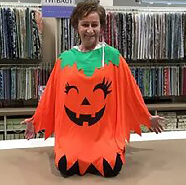 Men's and Women's Fashion Halloween Cloak Cosplay Cloak