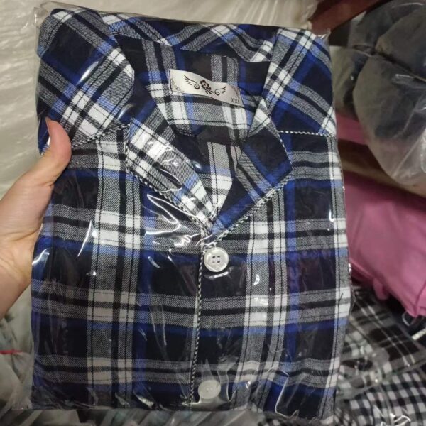 Men's Warm Cloth Flannel Pajama Suit Men's Warm Cloth Flannel Pajama Suit