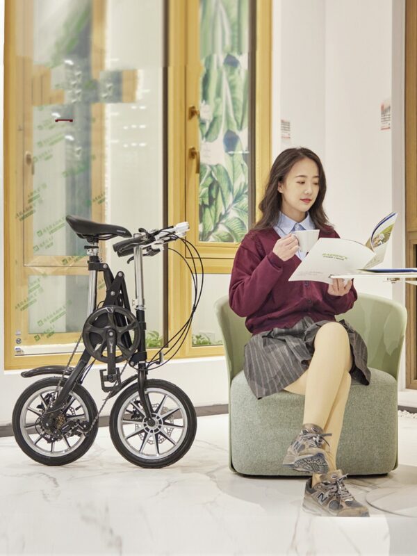One Second Folding 14 Inch Small Super Portable Bicycle One Second Folding 14 Inch Small Super Portable Bicycle