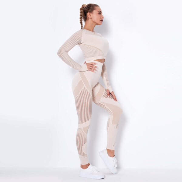 Seamless Knitted Absorbent Yoga Long-sleeved Suit Wearsuit Seamless Knitted Absorbent Yoga Long-sleeved Suit Wearsuit