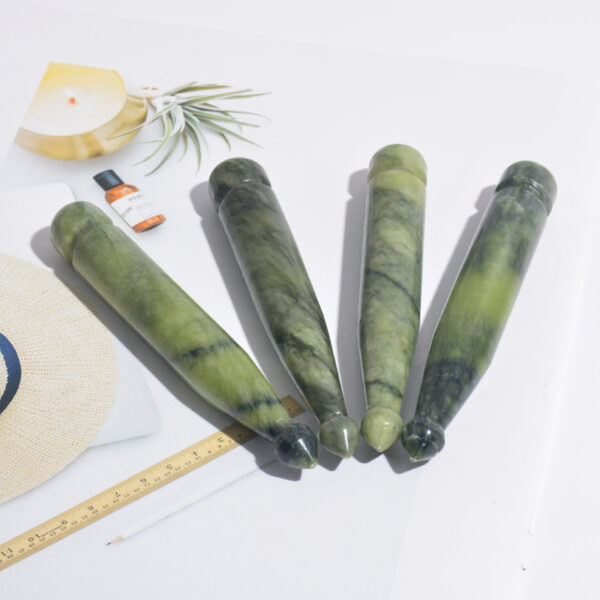 Smooth and Comfortable Green Phoenix Jade Acupuncture Massager Smooth and Comfortable Green Phoenix Jade Acupuncture Massager