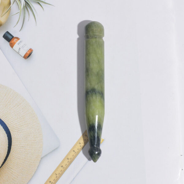 Smooth and Comfortable Green Phoenix Jade Acupuncture Massager Smooth and Comfortable Green Phoenix Jade Acupuncture Massager