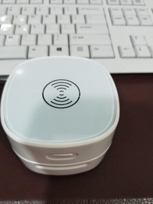 Student Stationery Gifts Portable Automatic Cleaning Desktop Vacuum