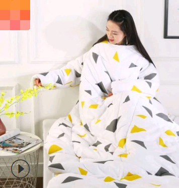 Winter Lazy Quilt with Sleeves Winter Lazy Quilt with Sleeves
